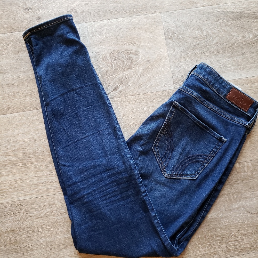 HOLLISTER high rise super skinny jeans